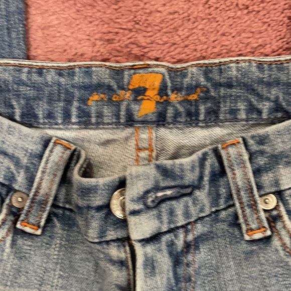 7 For All Mankind Cropped jean  - size 28 - Picture 4 of 7